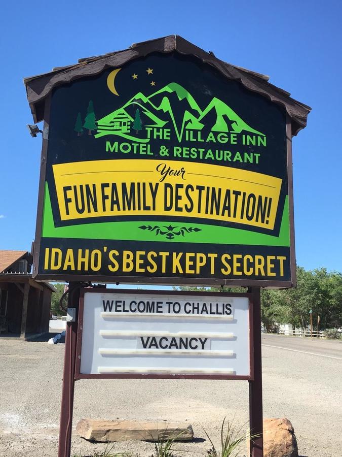 The Village Inn Motel & Restaurant Challis Dış mekan fotoğraf